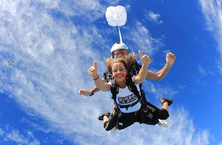 Skydive Dubai: Tandem Skydiving at the Palm Drop Zone - Get 5% Cashback